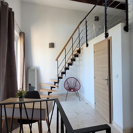 Appartement Dans Mas Provencal Arles Exterior foto